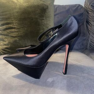 Amina Muaddi Yigit Pumps size 41